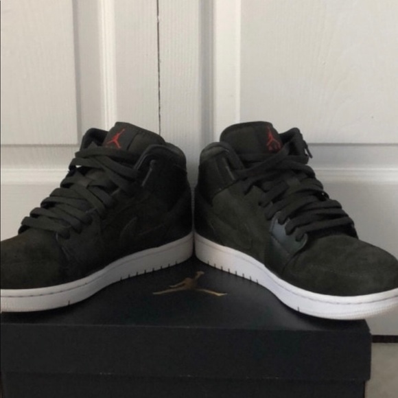 Jordan shoes - Picture 4 of 5